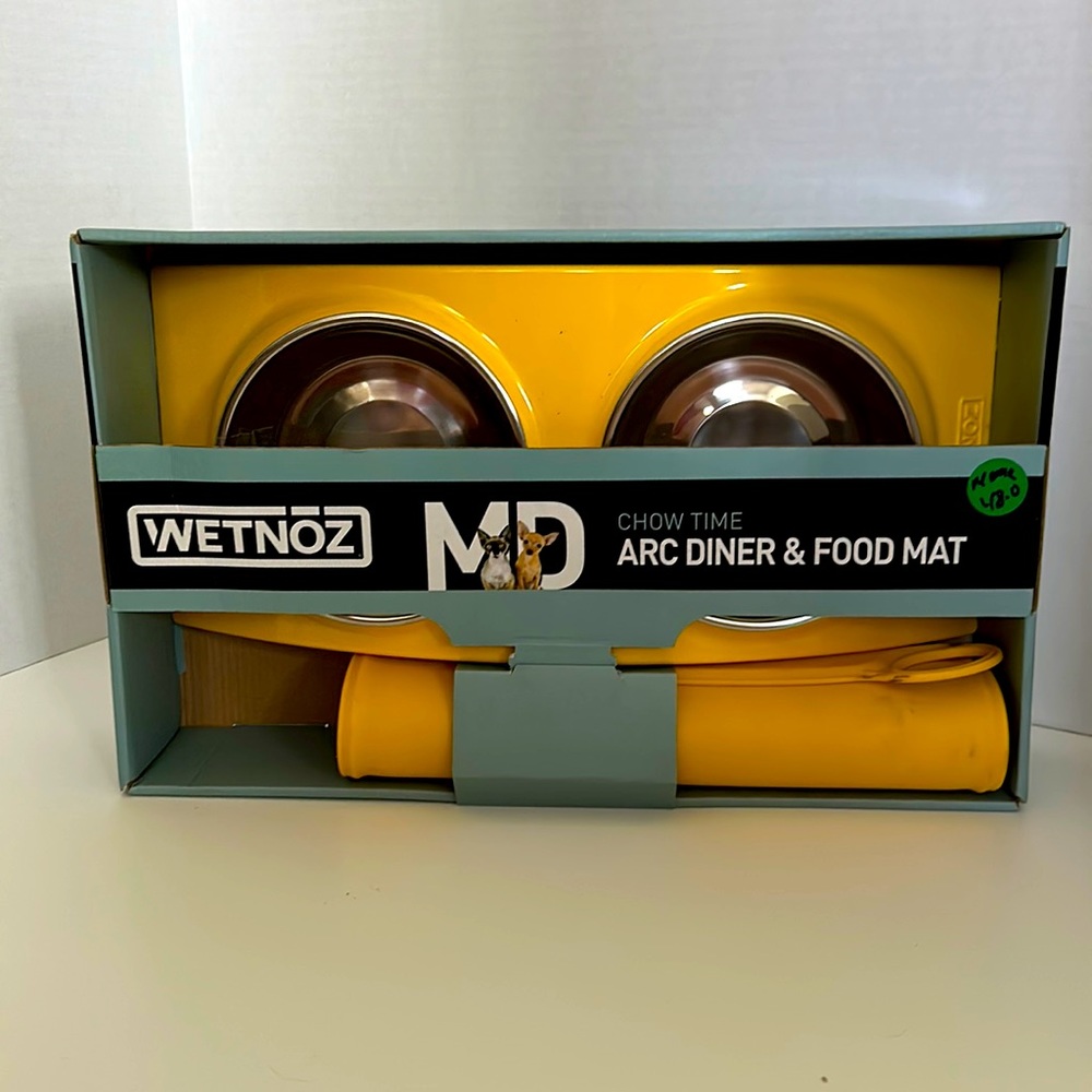 Elevated Stainless Steel Food Bowls & Silicon Mat